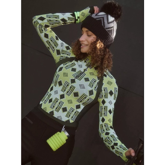 FP Movement by Free People Tops - NWOT FP Movement Stars From Mars Long Sleeve Layer- Lime Green Combo - Size XS/S